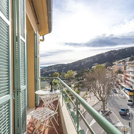 Feel - De Gaulle - * Villefranche-sur-Mer