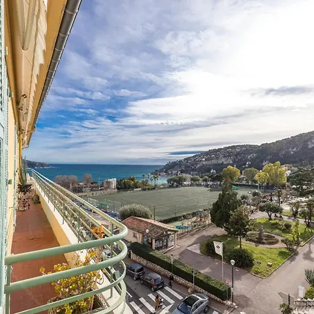 Feel - De Gaulle - * Villefranche-sur-Mer