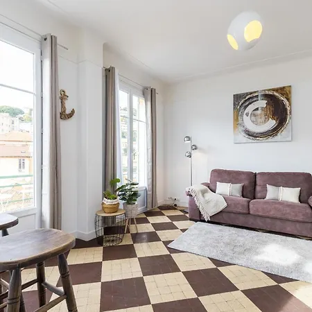 Appartement Feel - De Gaulle - *