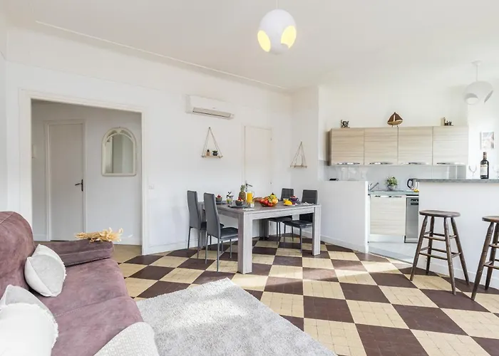 Feel - De Gaulle - Appartement
